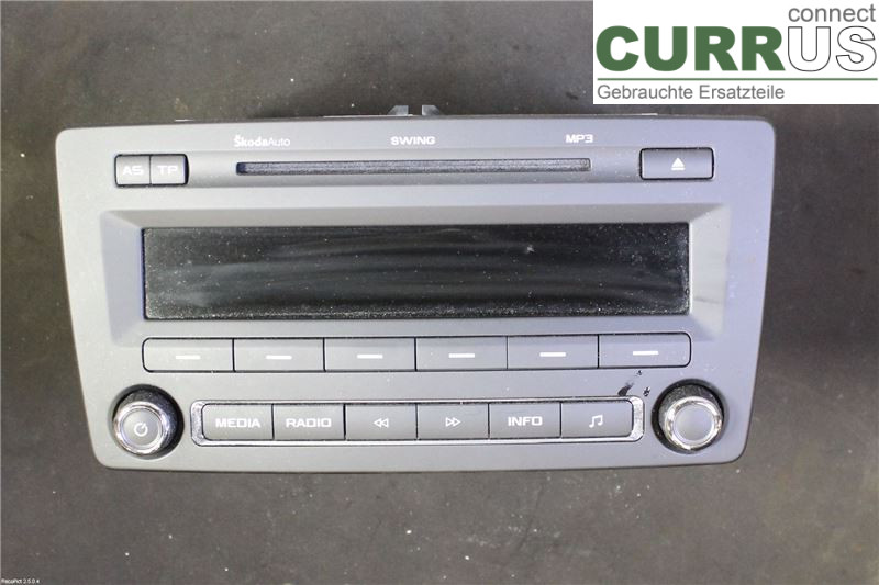 SKODA OCTAVIA    05-13 Radio-CD-/Multimedia-Panel 1Z0035161M CAYC