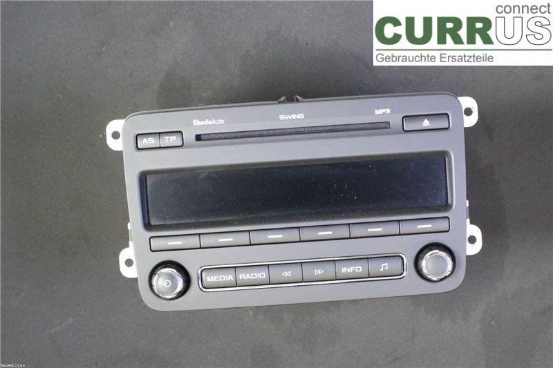 SKODA OCTAVIA    05-13 Radio CD /Multimediapanel 5J0035161D CGPA