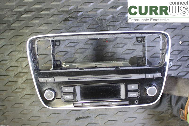 VW UP! / E-UP! Radio-CD-/Multimedia-Panel 1S0035156AX CHYB