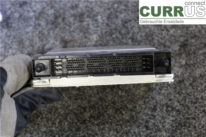VOLVO V70      00-04 Engine Control Unit (ECU) 08627757 B5244T3