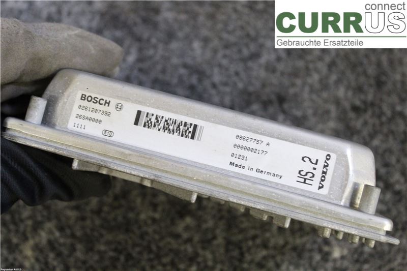 VOLVO V70      00-04 Engine Control Unit (ECU) 08627757 B5244T3