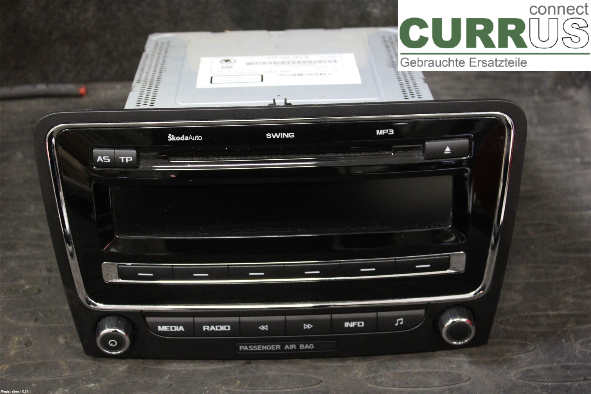 SKODA SUPERB      09-15 Radio CD / Multimedia panel 3T0035161B CDAA