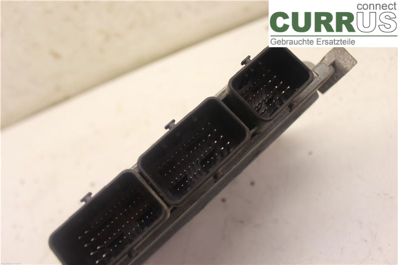 RENAULT CLIO III  09-12 Engine Control Unit (ECU) 237101907R D4F-740