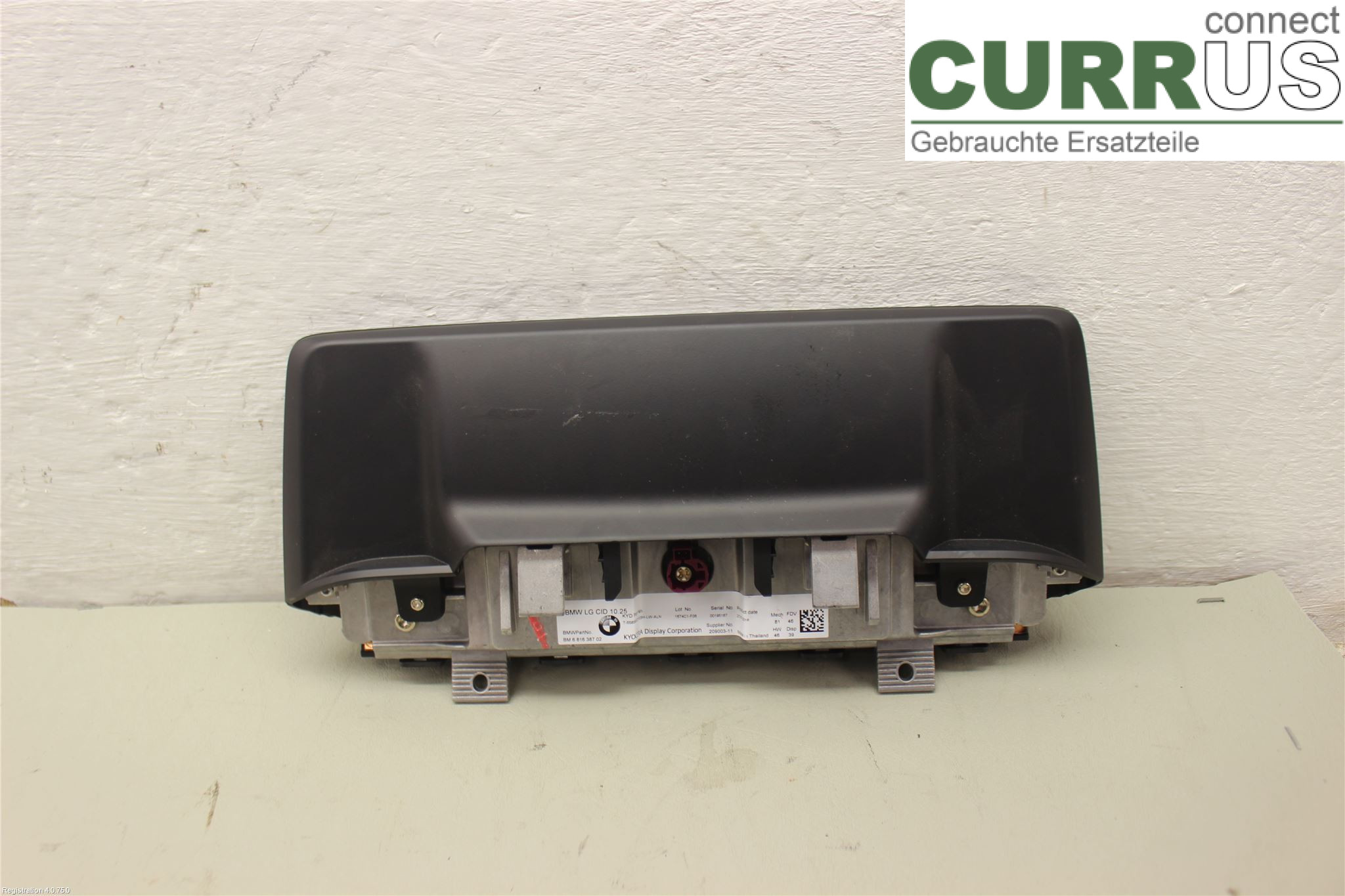 BMW X5 F15  13-18 car-part-types.display 681638702 