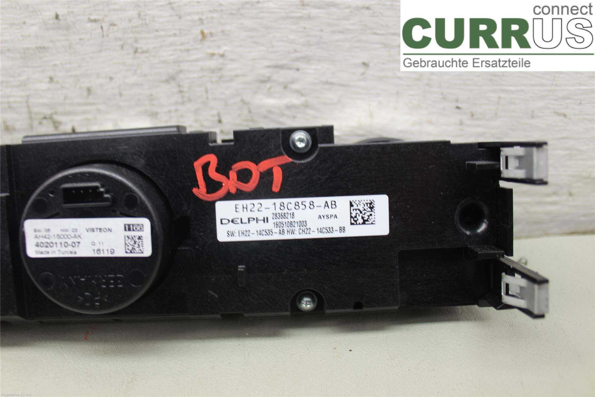 LAND ROVER DISCOVERY 4  10-16 Radio CD /Multimediapanel LR051670 306DT