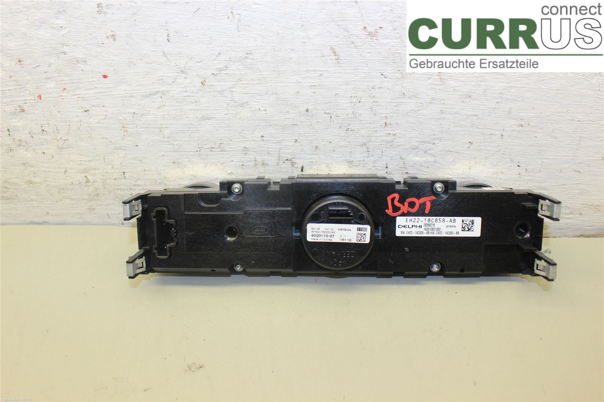 LAND ROVER DISCOVERY 4  10-16 Radio CD /Multimediapanel LR051670 306DT