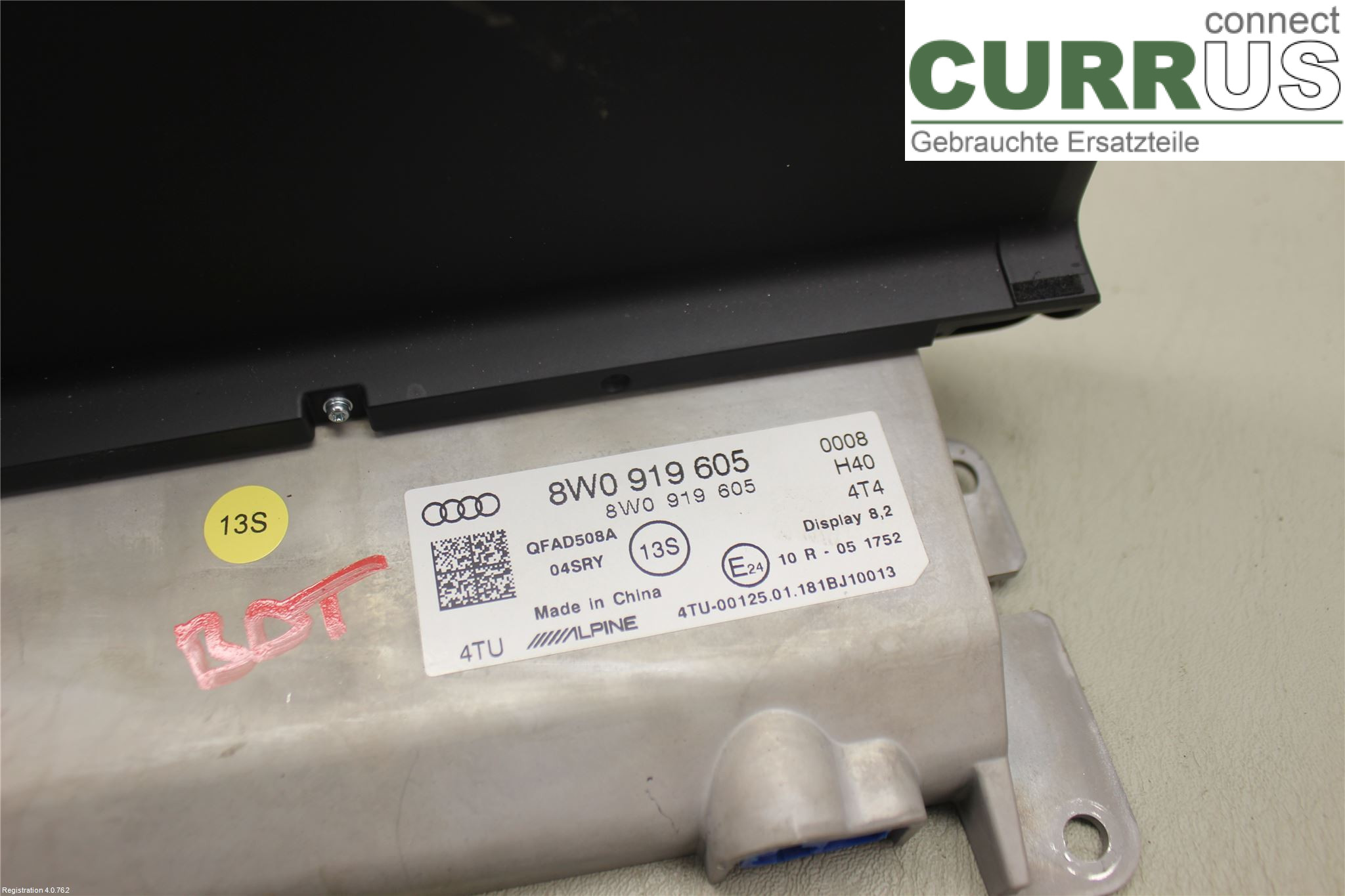 AUDI A4/S4  B9 16-19 car-part-types.display 8W0919605 DETA