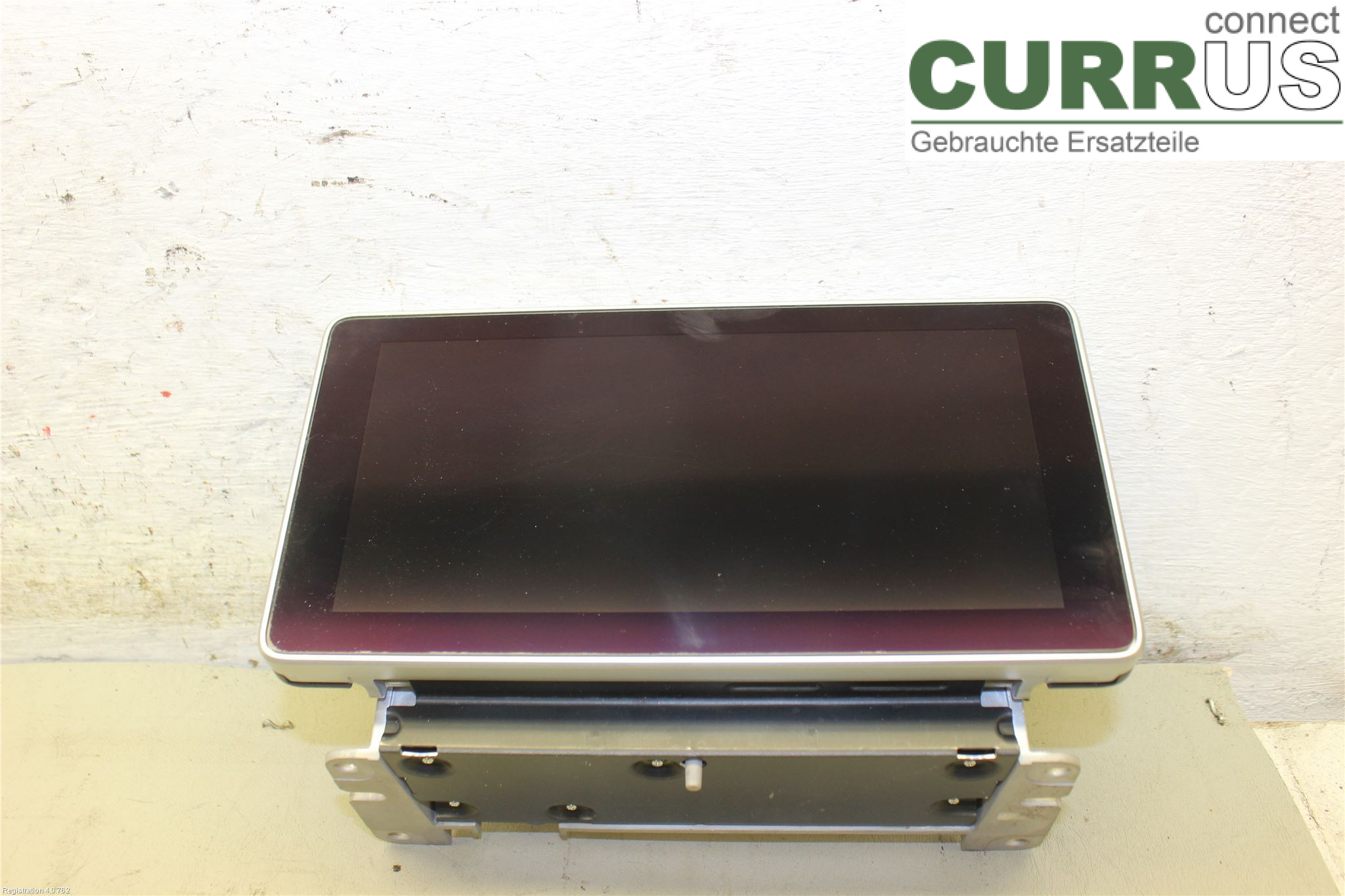 AUDI A4/S4  B9 16-19 car-part-types.display 8W0919605 DETA