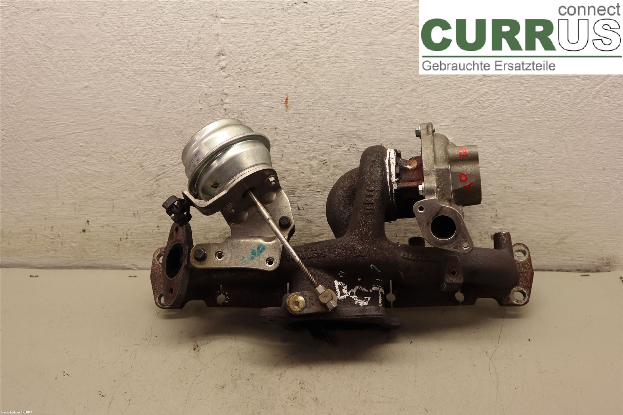 VOLVO XC70  14-16 Turbo charger 36010146 D5244T12