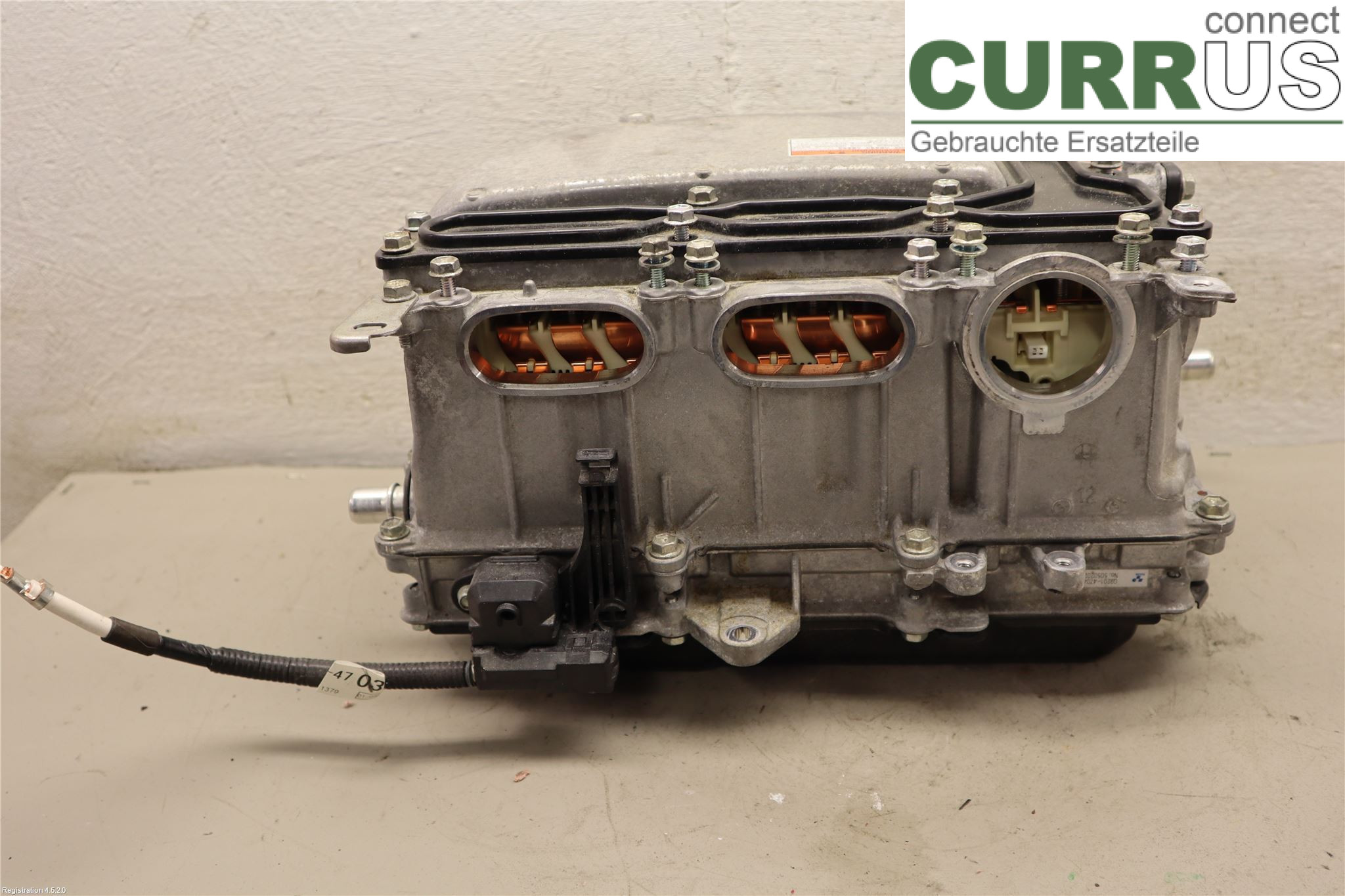 TOYOTA AURIS      13-19 Power distribution controller G920049025 2ZR-FXE