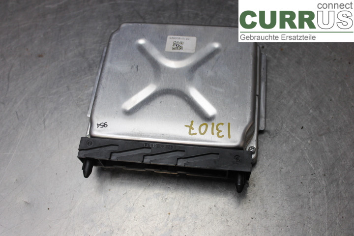 VOLVO V70 05-08 Engine Control Unit (ECU) 30684877A 2,4i/B5244S2