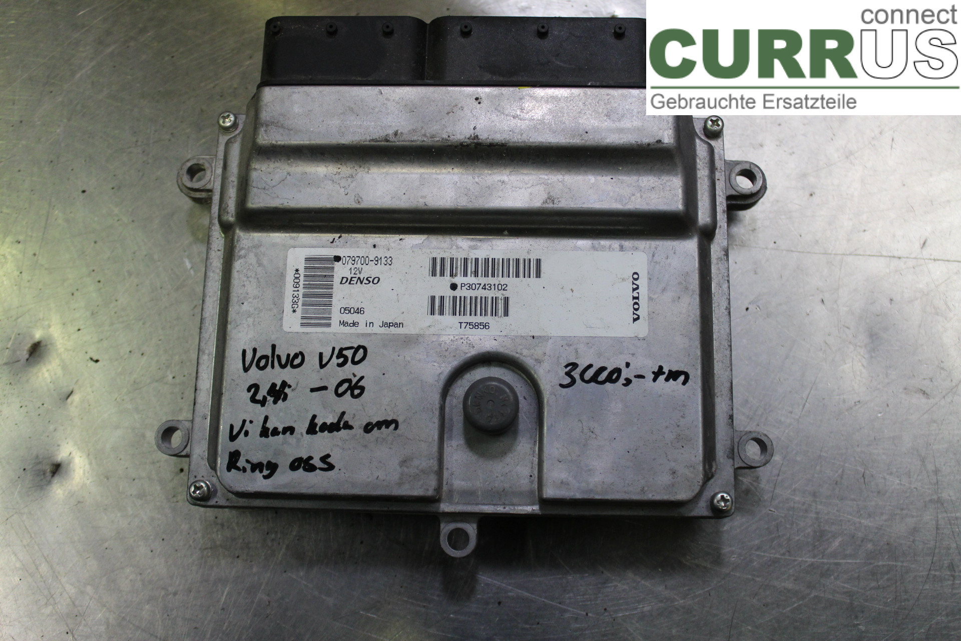 VOLVO V50      04-07 Engine Control Unit (ECU) P30743102 