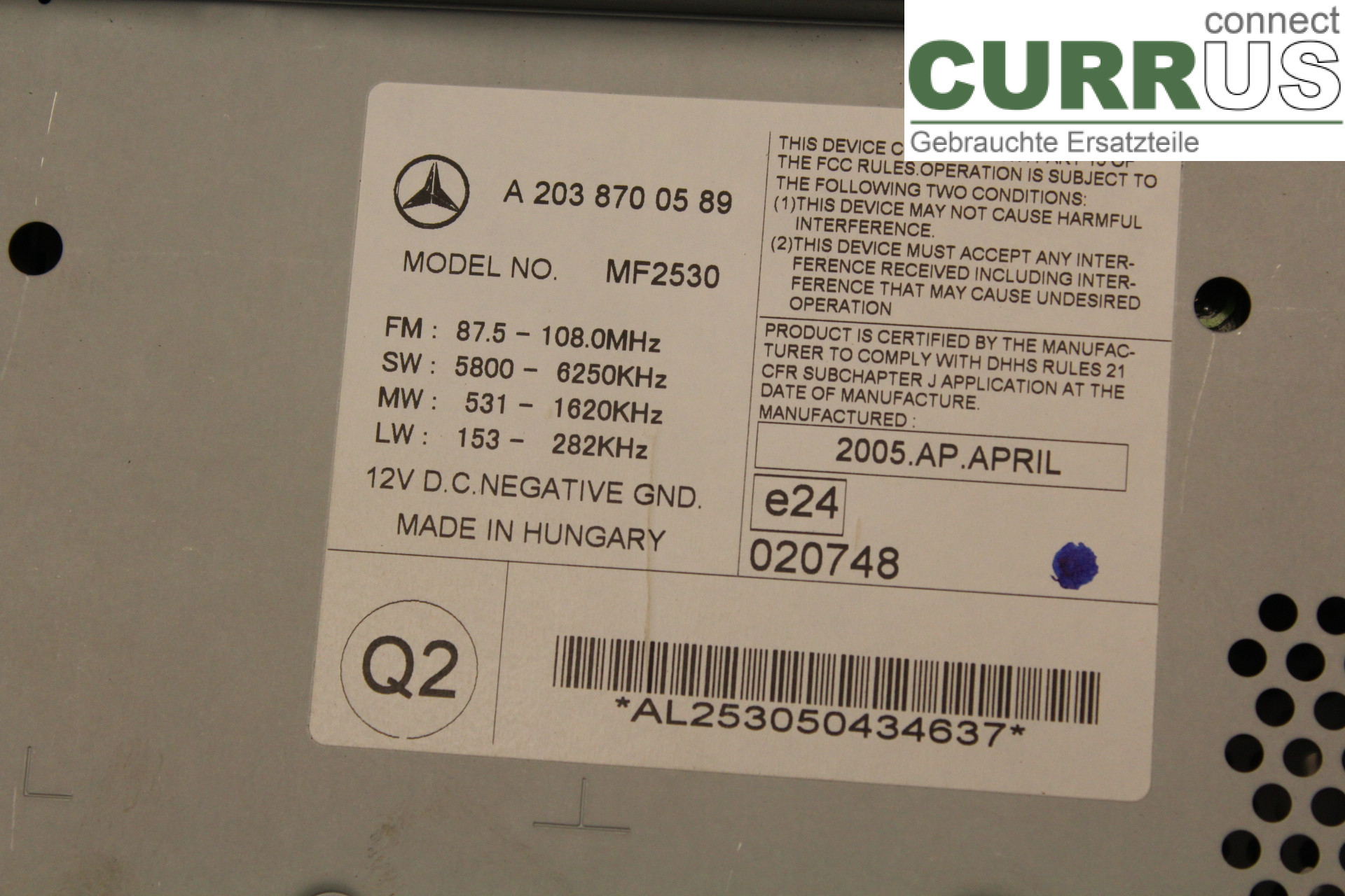 MB C (203) 00-07 Radio CD / Multimedia panel A2038700589 1,8/M271.946