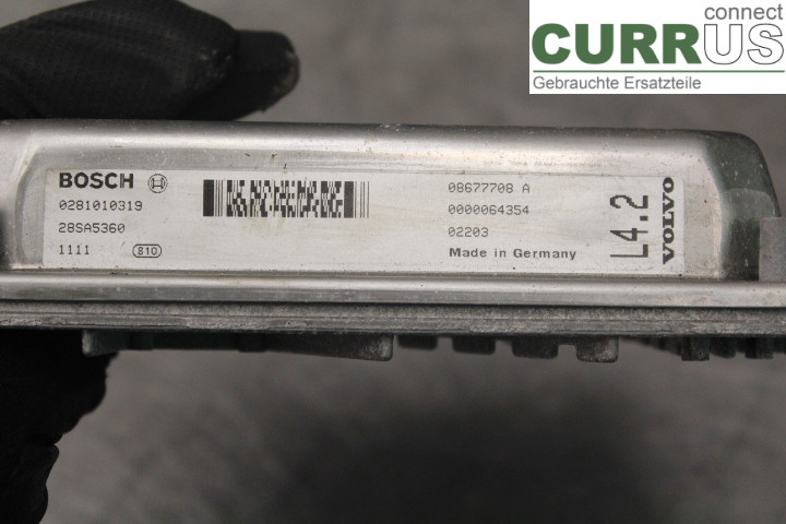 VOLVO V70      00-04 Engine Control Unit (ECU) 08677708A 2,4D/D5244T
