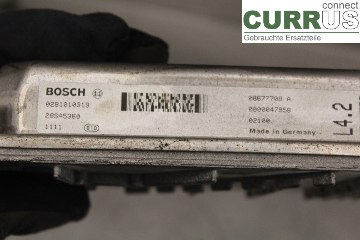 VOLVO V70      00-04 Engine Control Unit (ECU) 08677708A 2,4D/D5244T