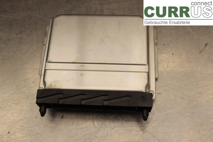 VOLVO V70      00-04 Engine Control Unit (ECU) 08675760A 2.3T/B5234T3
