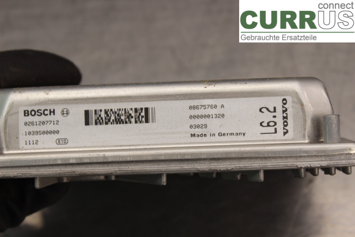 VOLVO V70      00-04 Engine Control Unit (ECU) 08675760A 2.3T/B5234T3