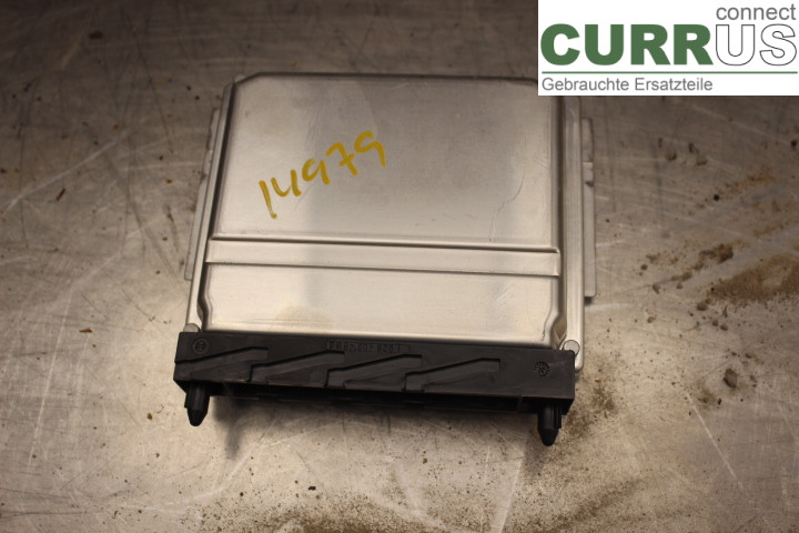 VOLVO V70      00-04 Engine Control Unit (ECU) 08677708A 2,4D/D5244T