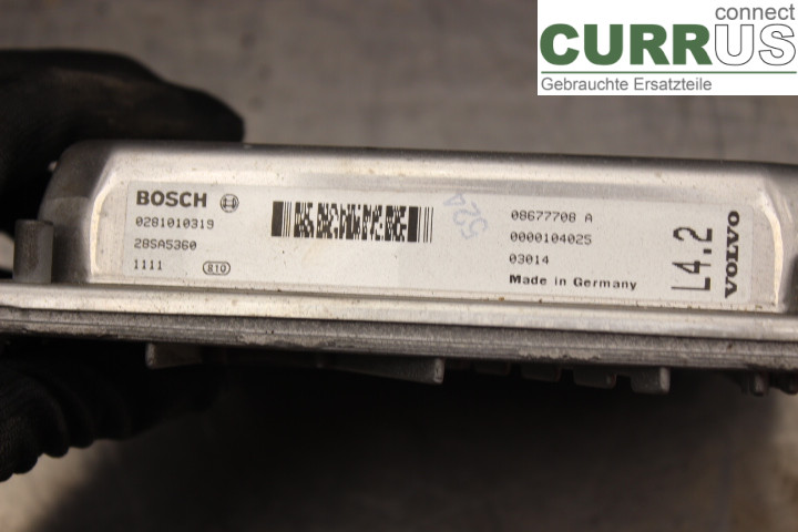 VOLVO V70      00-04 Engine Control Unit (ECU) 08677708A 2,4D/D5244T