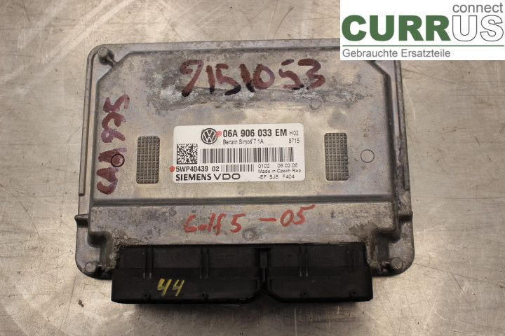 VW GOLF V      04-09 Engine Control Unit (ECU) 06A906033EM 