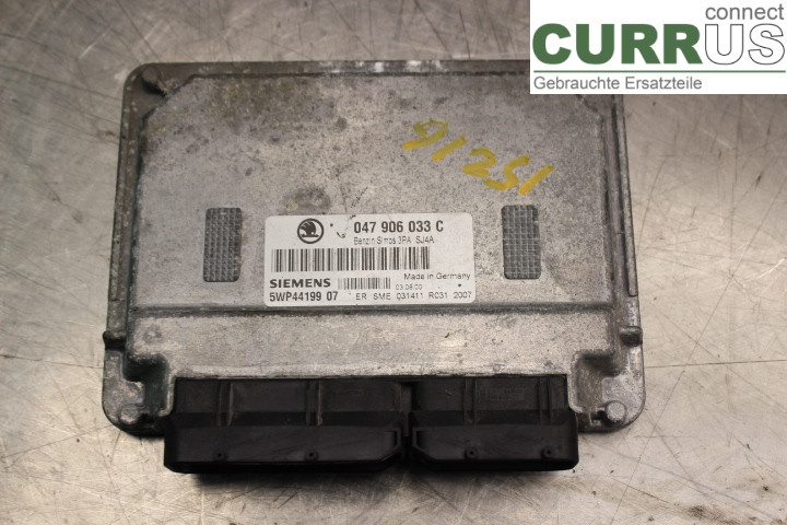 SKODA FABIA    99-07 Engine Control Unit (ECU) 047906033C AQW