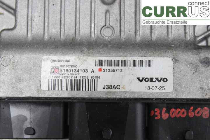 VOLVO V70    14-16 Engine Control Unit (ECU) 31355712 