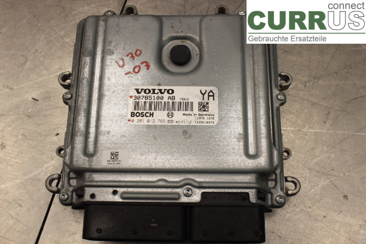 VOLVO V70      05-08 Sterownik silnika (ECU) 30785100AB 