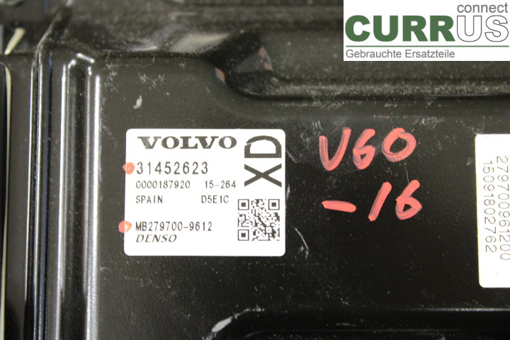 VOLVO V60  14-18 Sterownik silnika (ECU) 31452623 