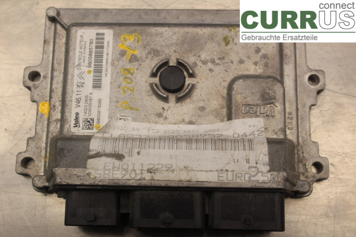 PEUGEOT 208 12-15 Engine Control Unit (ECU) 9805895780 