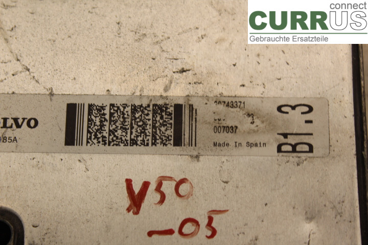 VOLVO V50      04-07 Engine Control Unit (ECU) 30743371 
