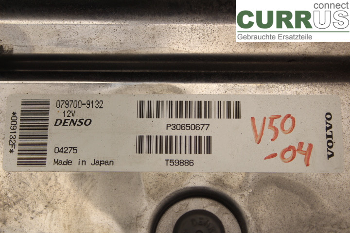 VOLVO V50      04-07 Engine Control Unit (ECU) P30650677 