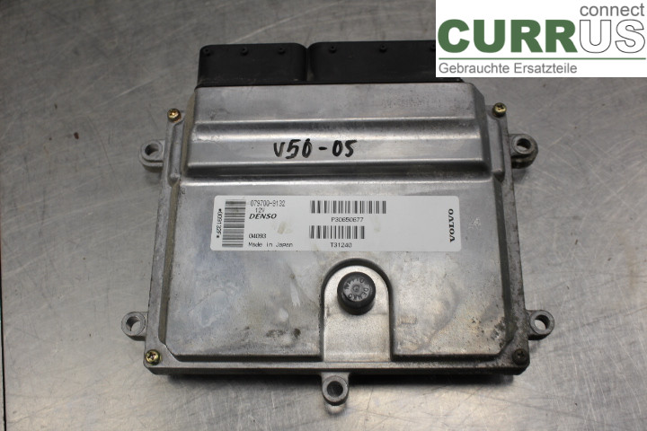VOLVO V50      04-07 Motorsteuergerät (ECU) P30650677 