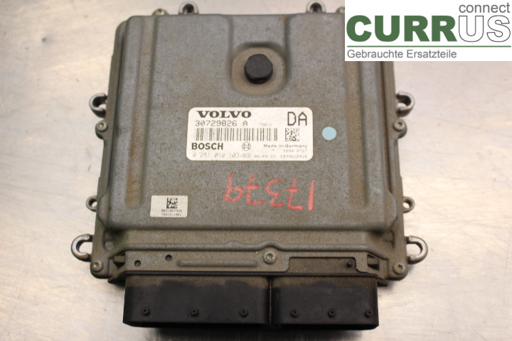 VOLVO V70      05-08 Engine Control Unit (ECU) 30729826A 2.4D/D5244T5