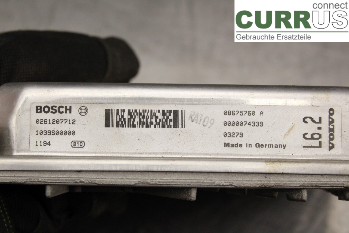 VOLVO V70      00-04 Engine Control Unit (ECU) 08675760A 2.5T/B5254T2