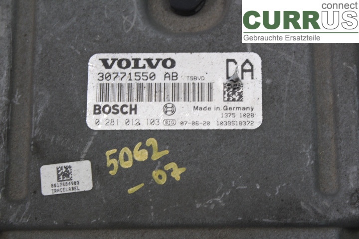 VOLVO V70      05-08 Engine Control Unit (ECU) 30771550AB 