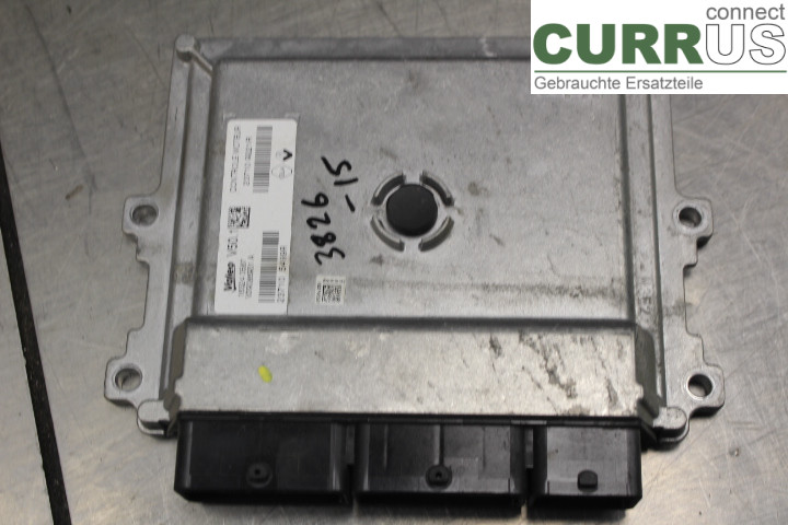RENAULT CLIO IV   12-16 Sterownik silnika (ECU) 237109221R 