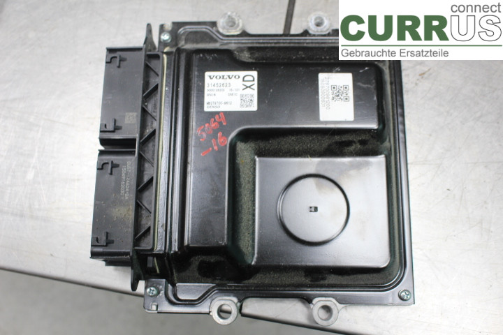 VOLVO V70    14-16 Sterownik silnika (ECU) 31452623 