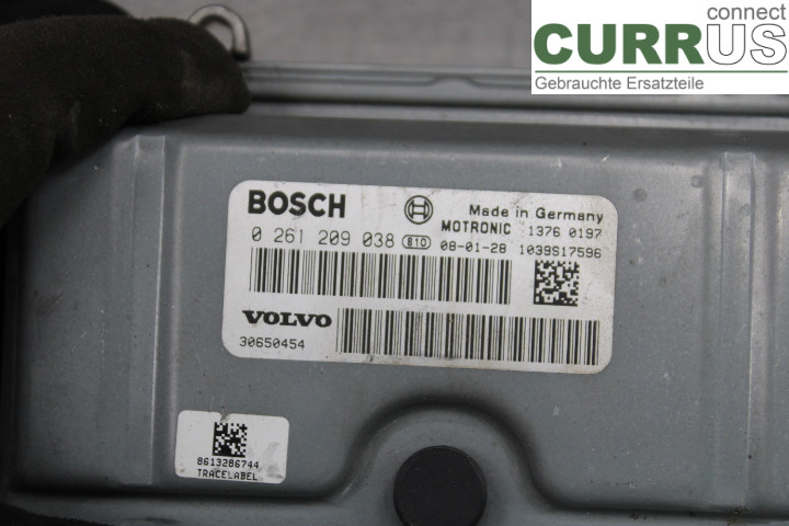 VOLVO V50      08-12 Engine Control Unit (ECU) 30650454 