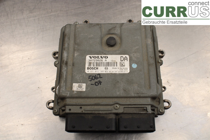 VOLVO V70 05-08 Engine Control Unit (ECU) 30729826A