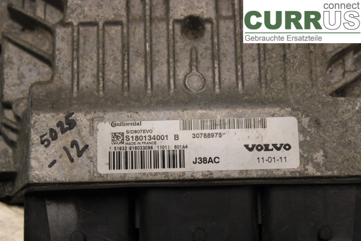 VOLVO V50      08-12 Engine Control Unit (ECU) 30788975 