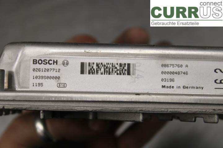 VOLVO S60      01-04 Engine Control Unit (ECU) 08675760A 