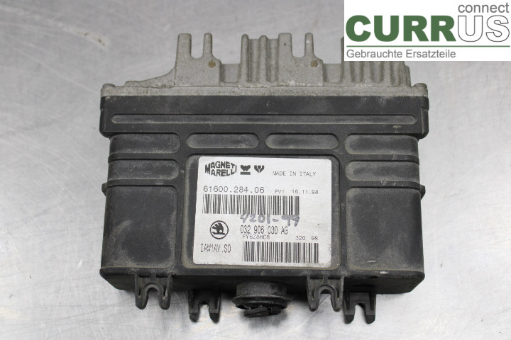 SKODA FELICIA Motorens styreenhed (ECU) 032906030AG 