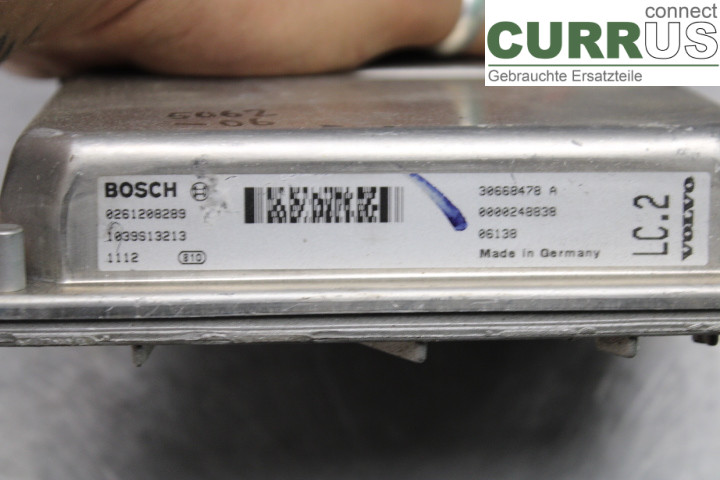 VOLVO V70      05-08 Engine Control Unit (ECU) 30668478A 