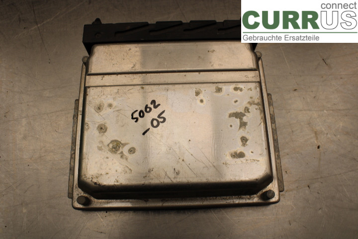 VOLVO V70      05-08 Engine Control Unit (ECU) 30668478A 