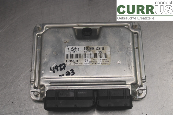 VW PASSAT      01-05 Engine Control Unit (ECU) 066906032BB 