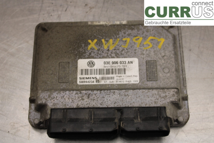 SKODA FABIA    99-07 Unité de contrôle moteur (ECU) 03E906033AN 1.2i/BME
