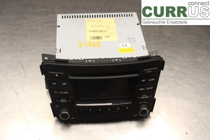 HYUNDAI i40  08-15 Radio CD / Multimedia panel  1.7CRDi/D4FD