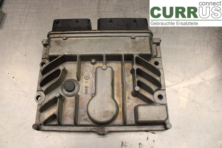 OPEL ASTRA  J    10-15 Engine Control Unit (ECU) 55579719 1.7/A17DTS