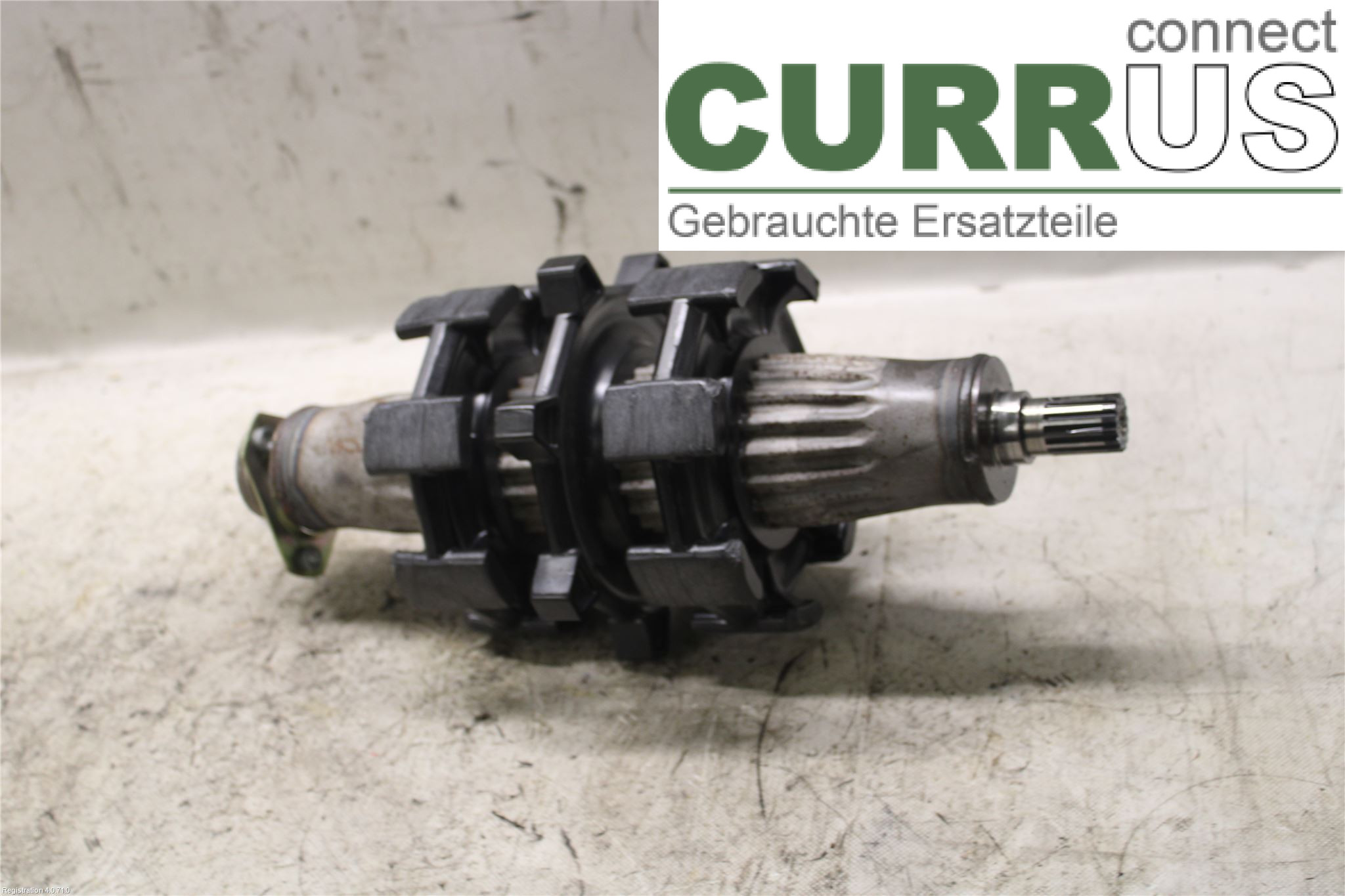 Drive shaft (front right) 1590546