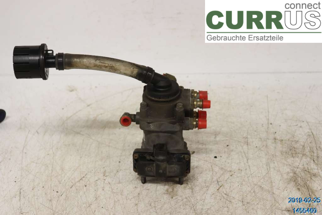 Volvo FH AC control unit 21390585 D13C460